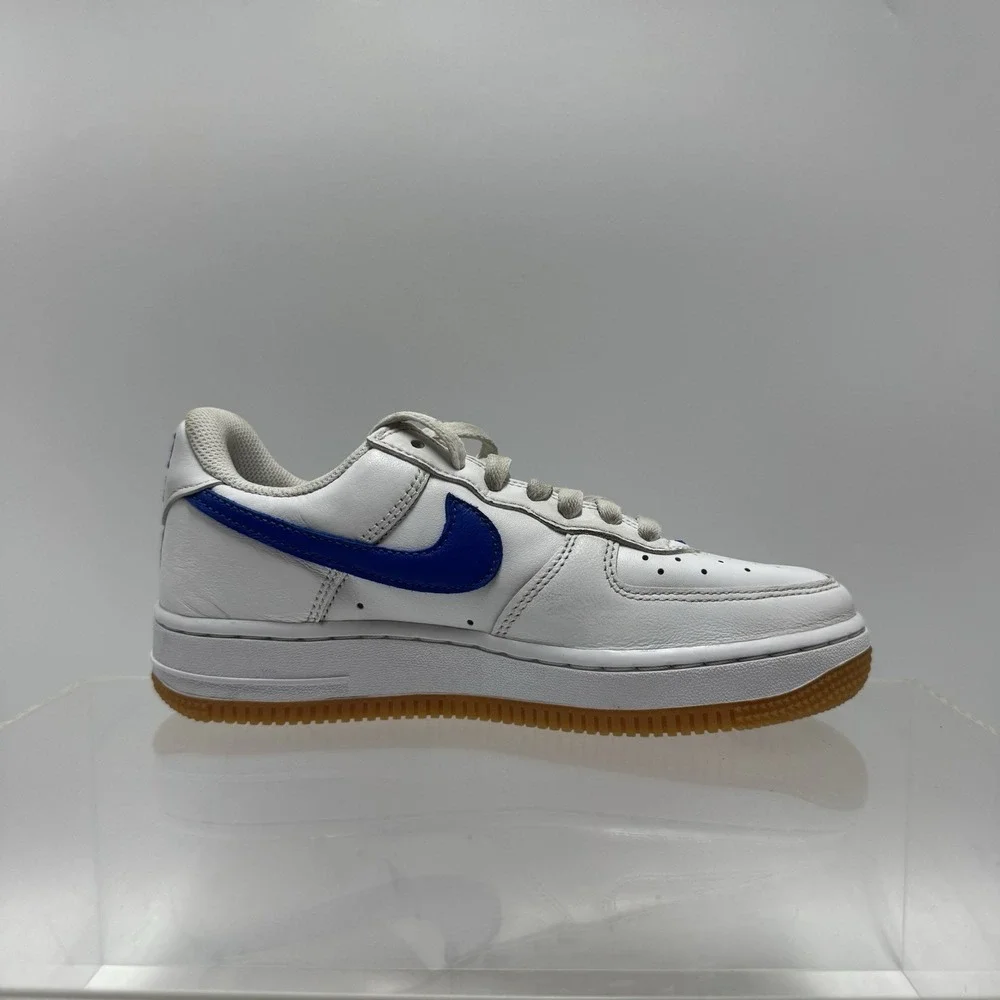Nike brand questions women